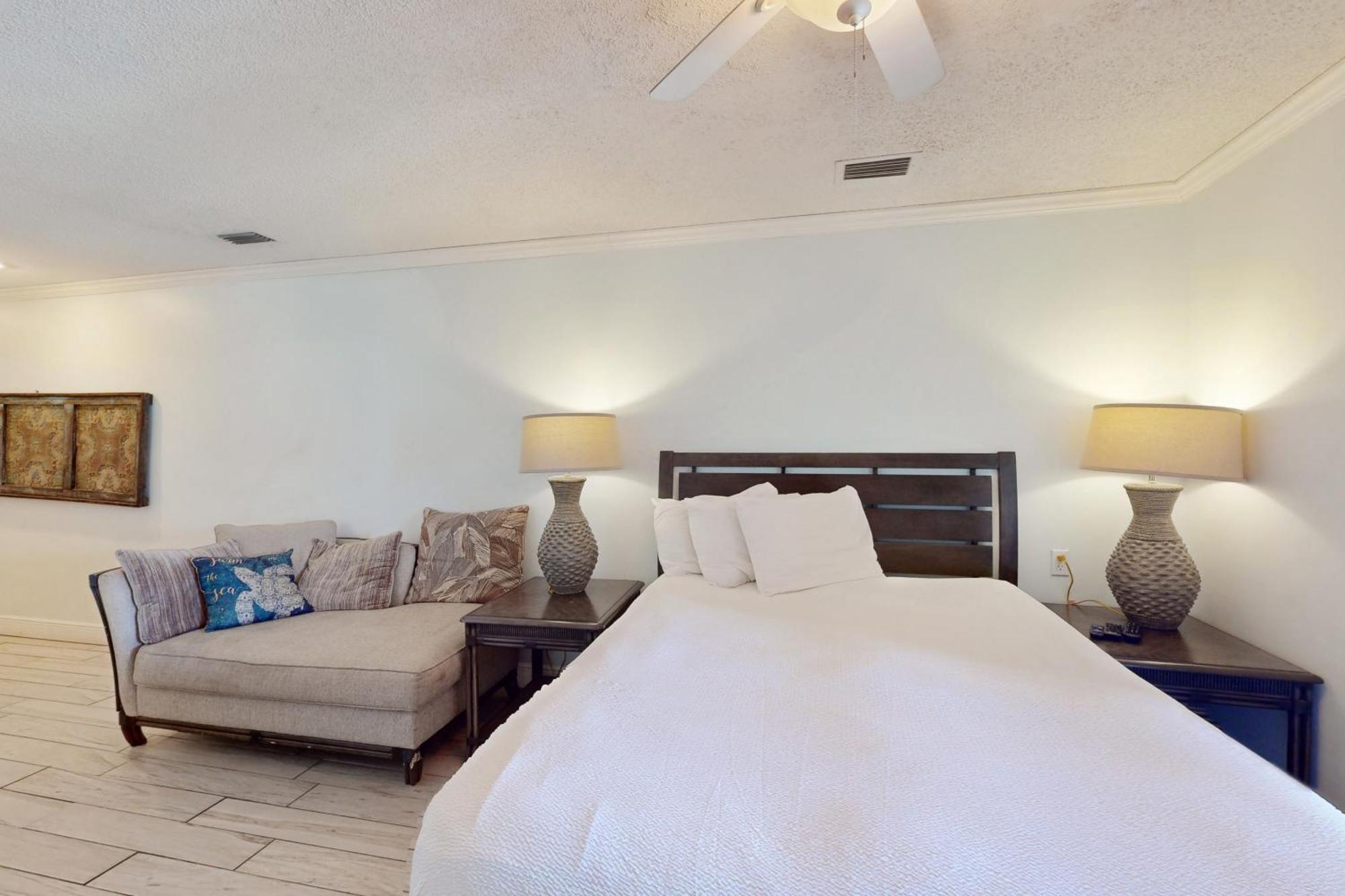 The Inn At St Thomas Square 1304A Upper Grand Lagoon Екстер'єр фото